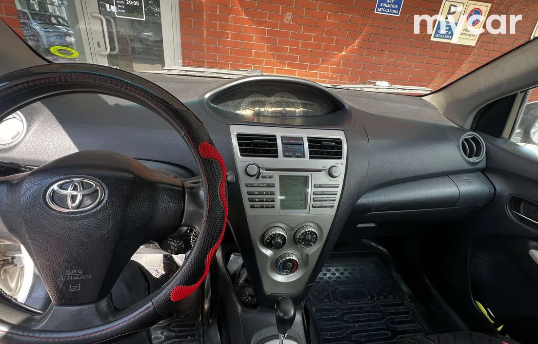 Toyota Yaris 2007