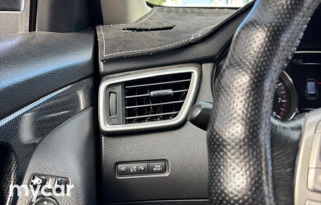 Nissan X-Trail 2014