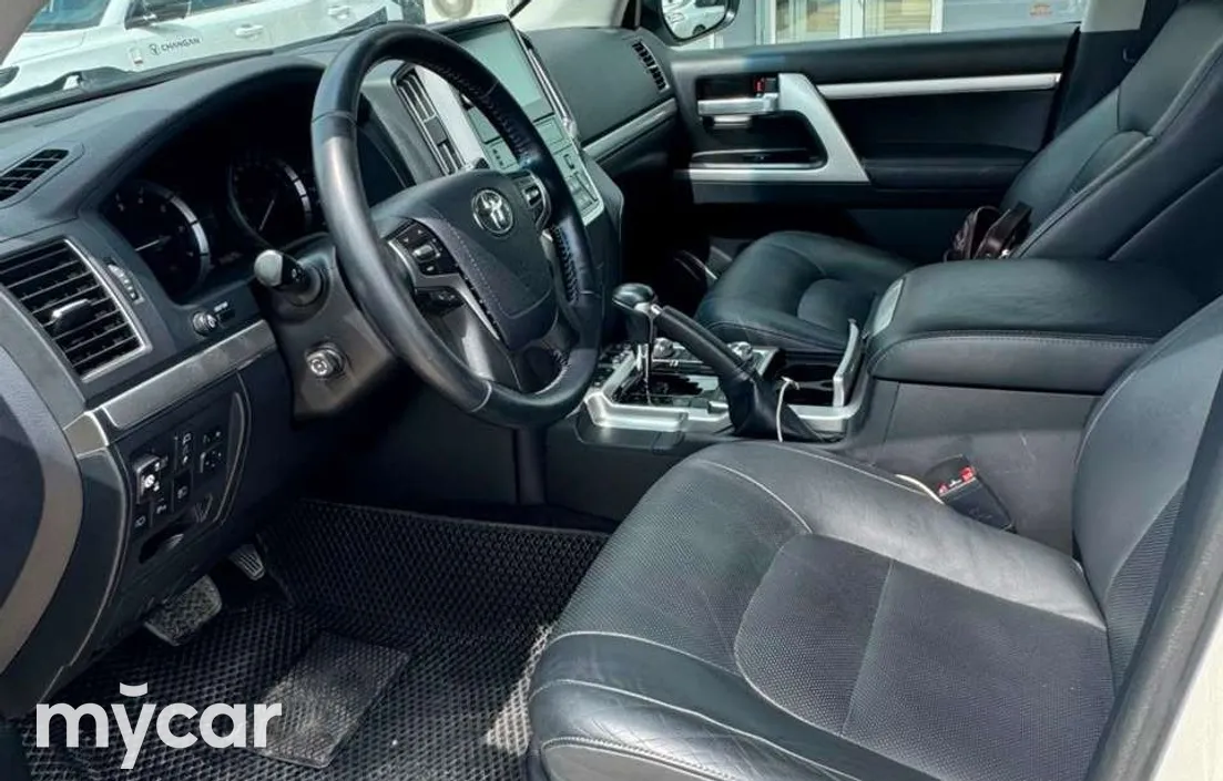 Toyota Land Cruiser 2018