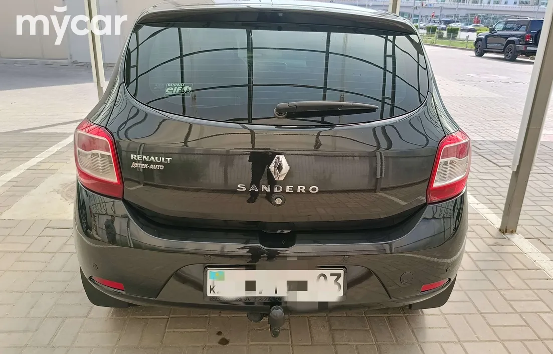 Renault Sandero 2015