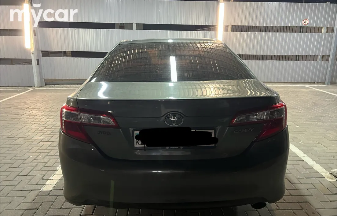 Toyota Camry 2012