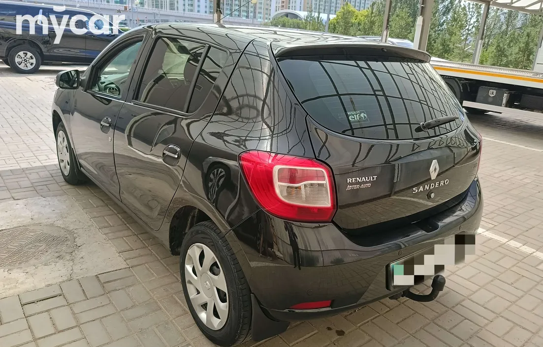 Renault Sandero 2015