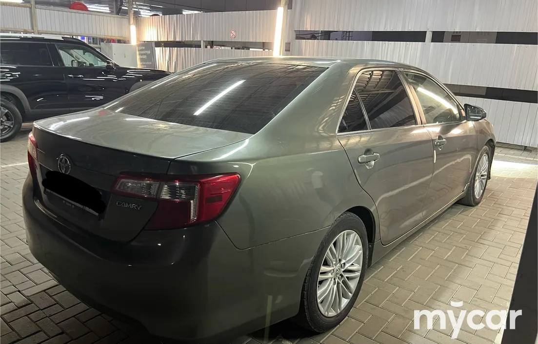 Toyota Camry 2012