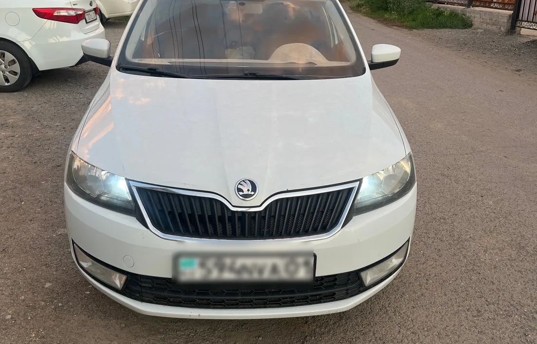 Skoda Rapid 2015