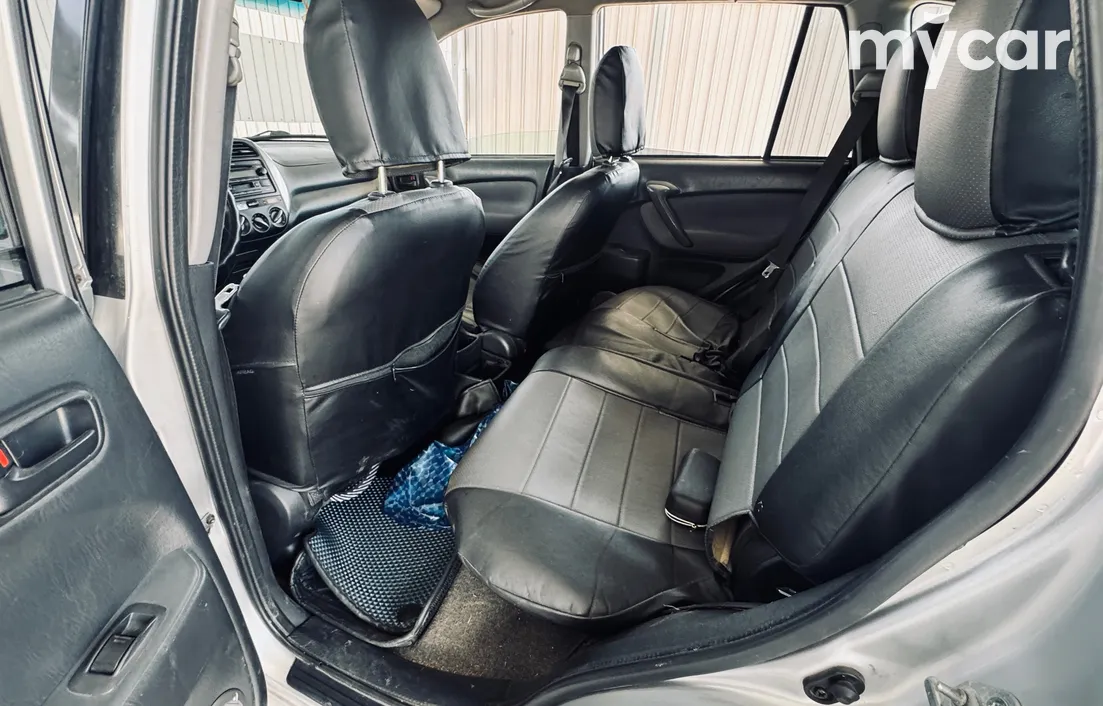 Toyota RAV4 2004