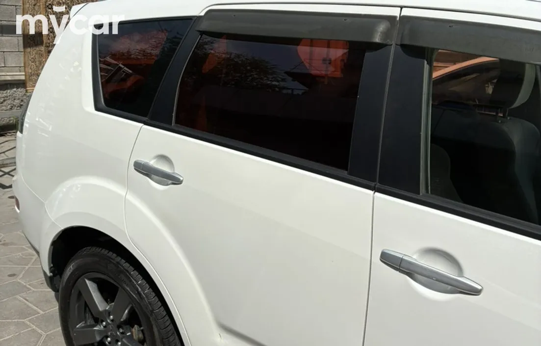 Mitsubishi Outlander 2007
