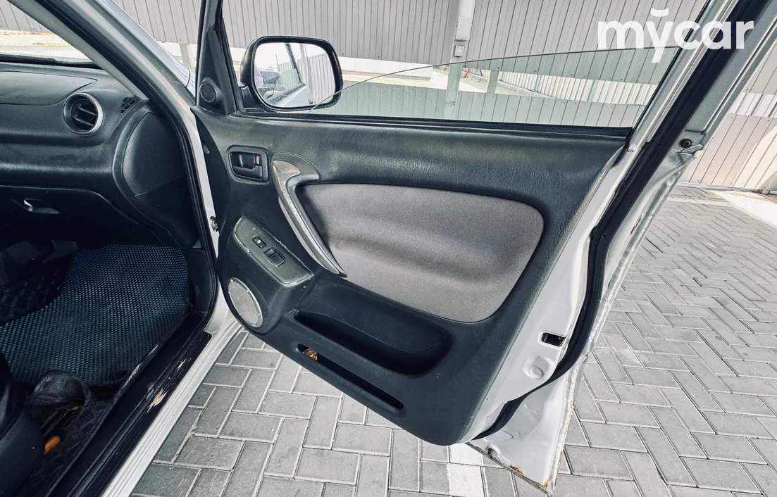 Toyota RAV4 2004