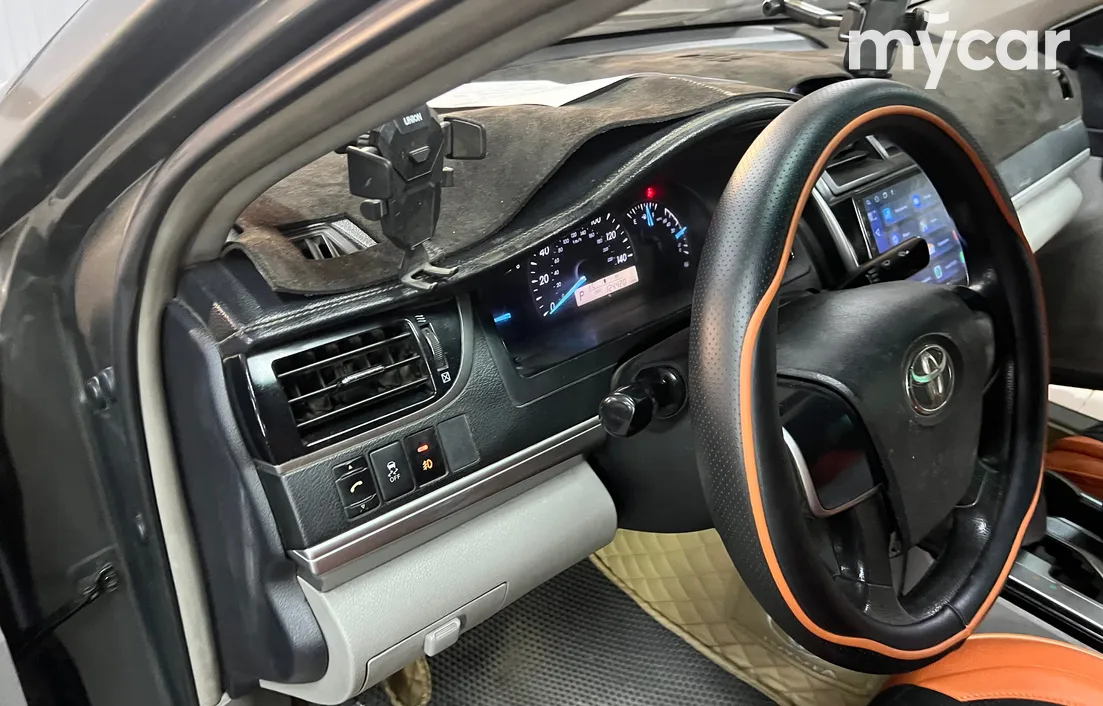 Toyota Camry 2012