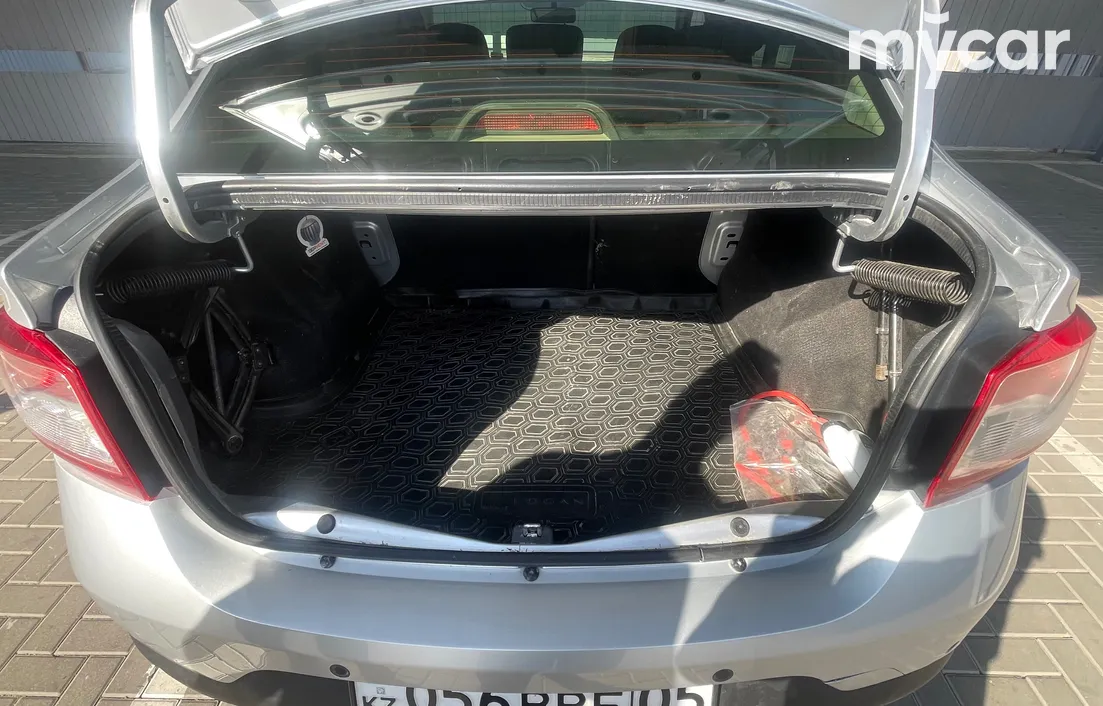 Renault Logan 2021