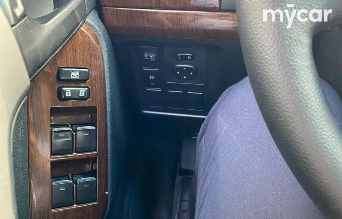 Toyota Land Cruiser Prado 2012
