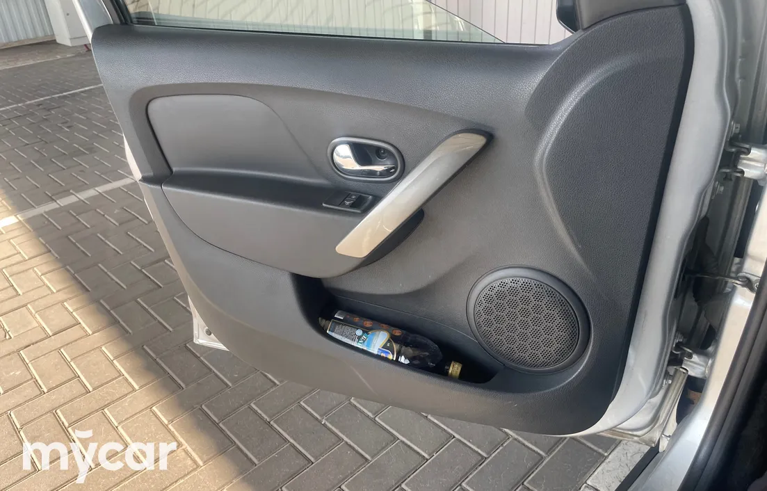 Renault Logan 2021