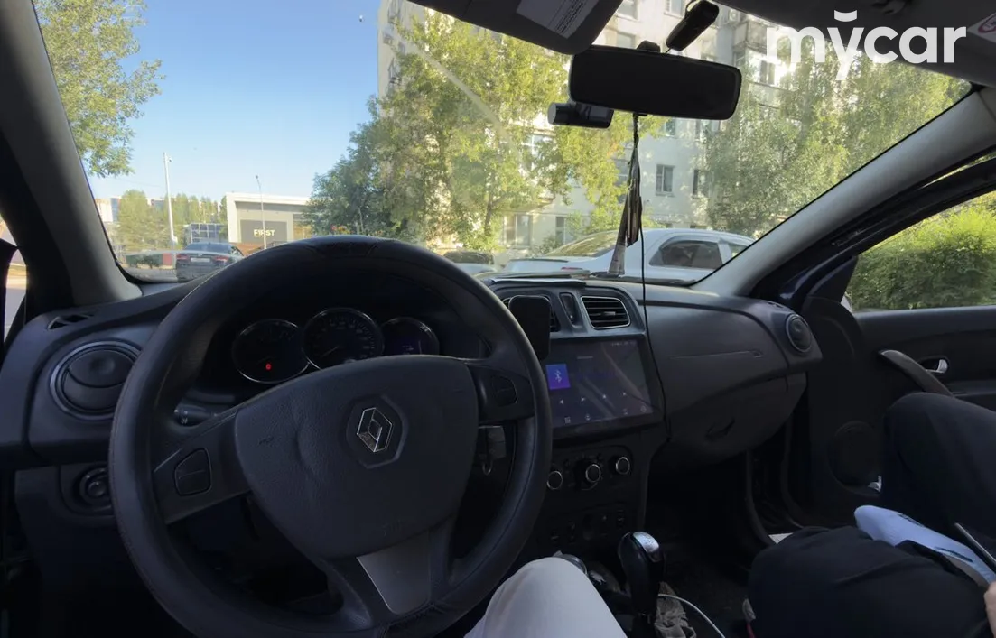 Renault Logan 2016
