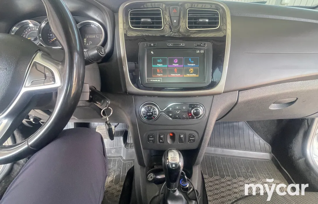 Renault Logan 2021