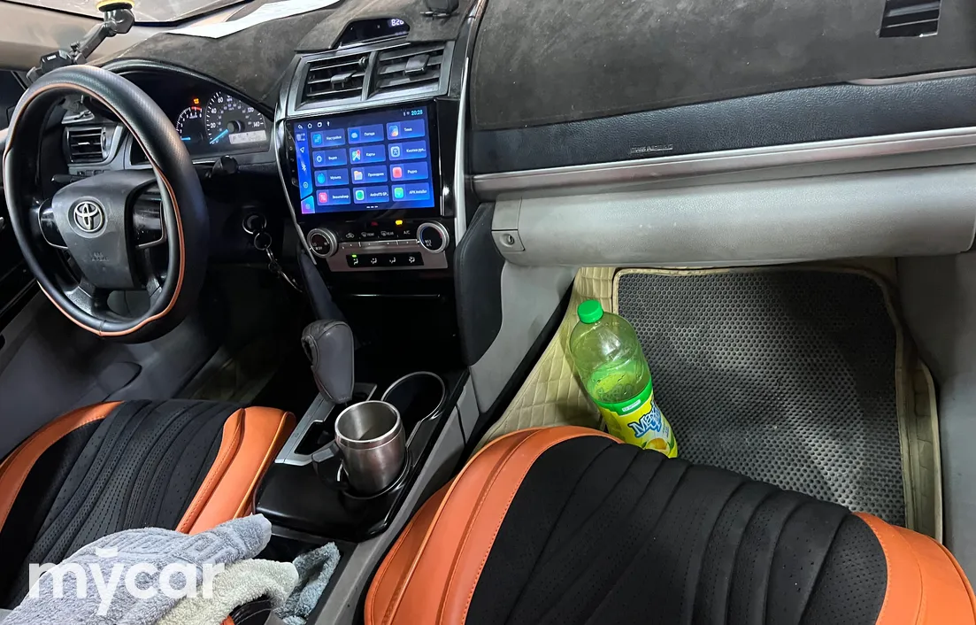 Toyota Camry 2012