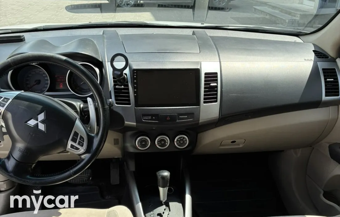 Mitsubishi Outlander 2007