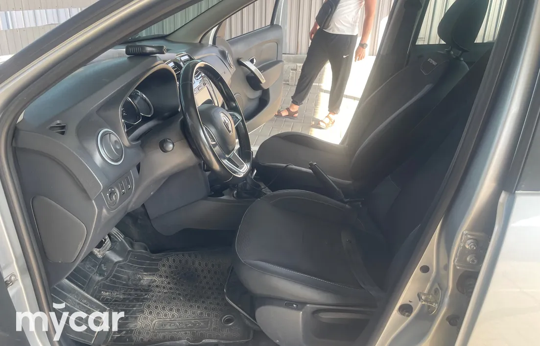 Renault Logan 2021
