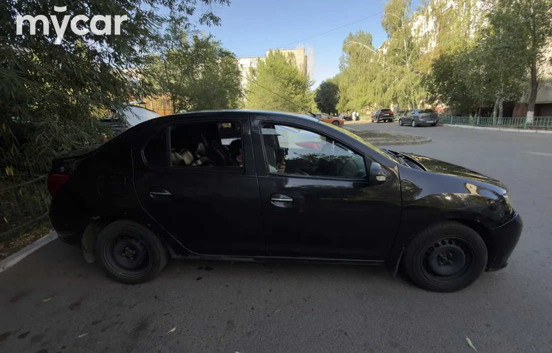 Renault Logan 2016