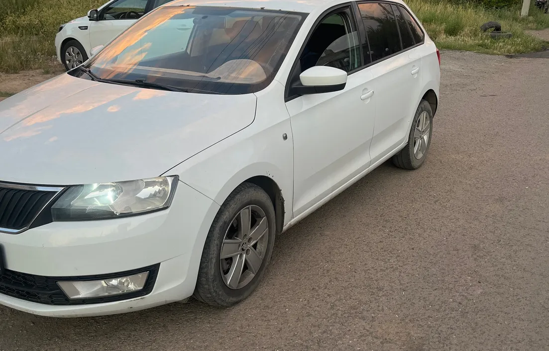 Skoda Rapid 2015