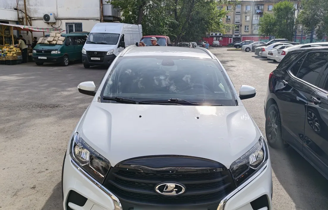 LADA XRAY Cross 2021