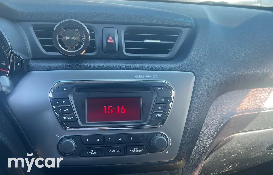 Kia Rio 2015