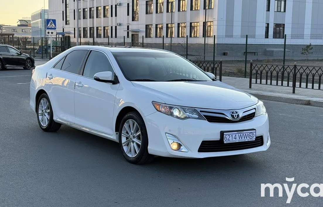 Toyota Camry 2013