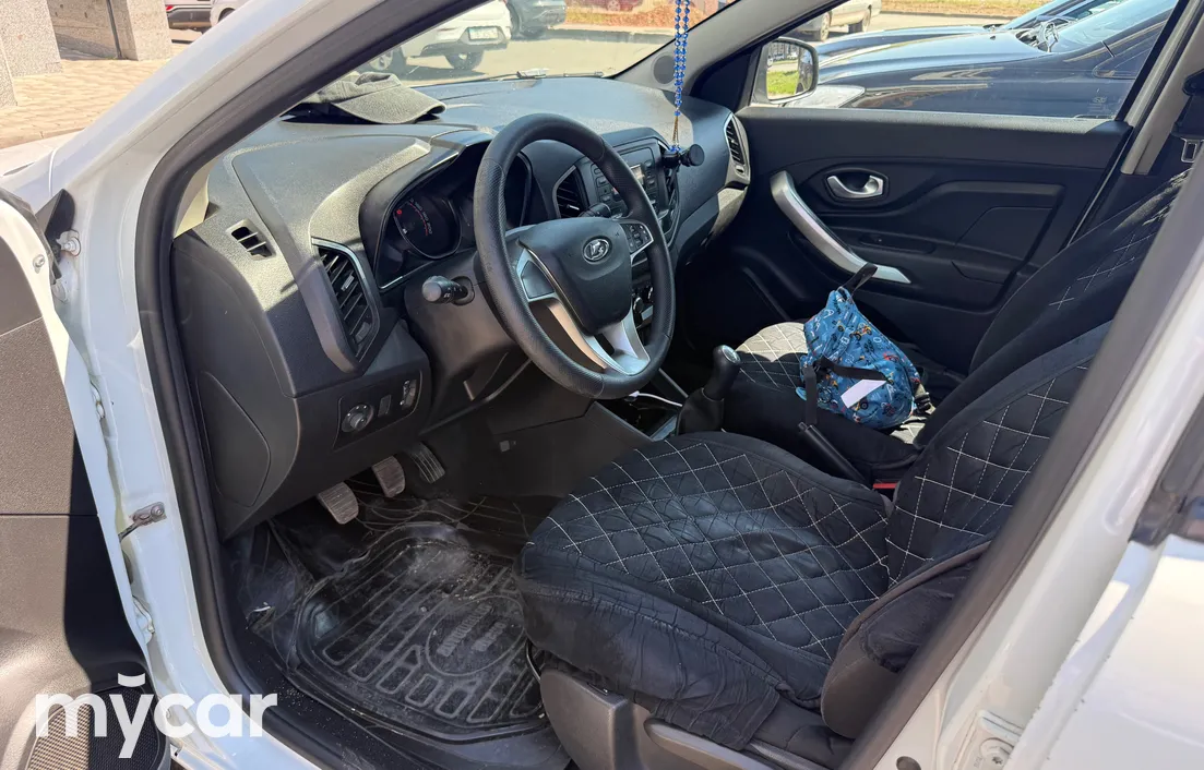 LADA XRAY 2019