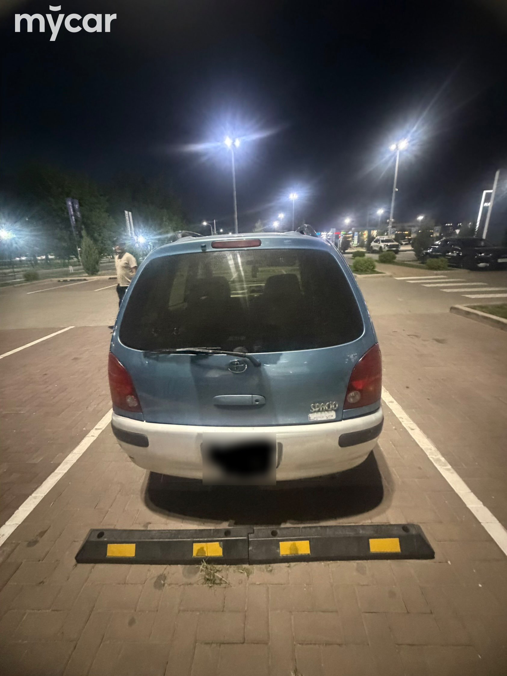 Toyota Corolla Spacio 1997