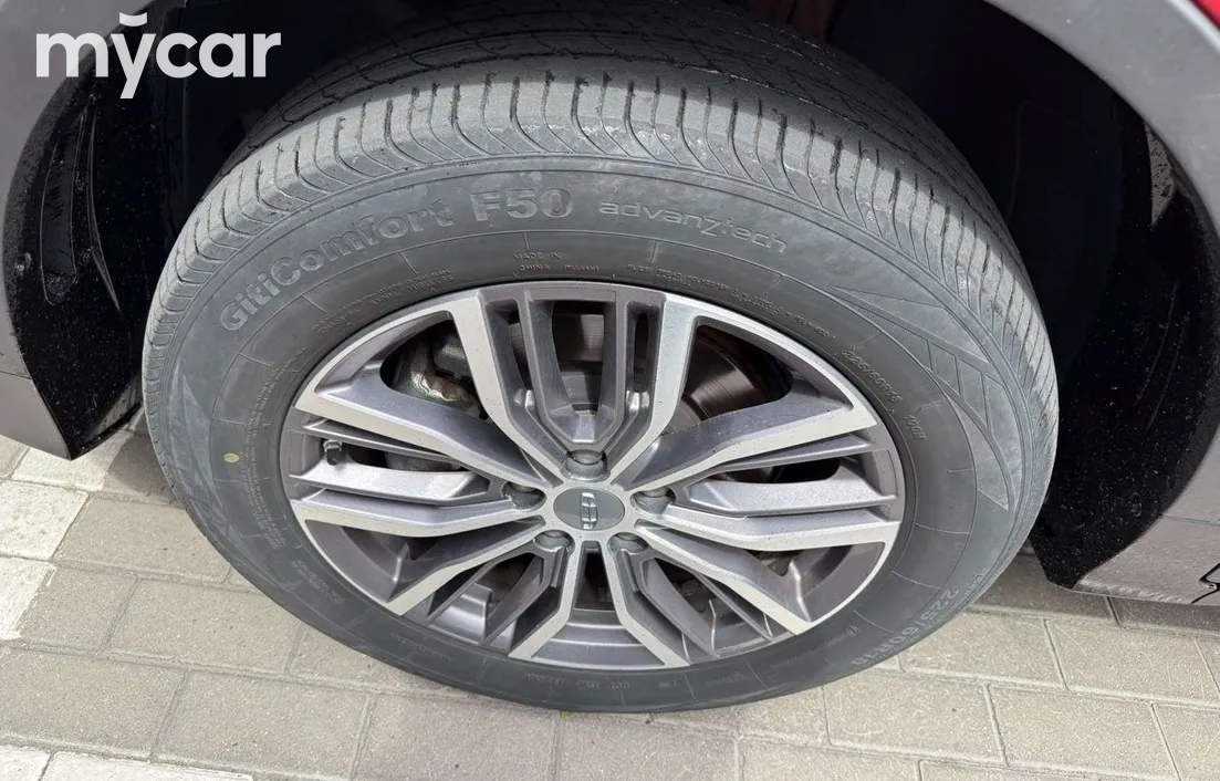 Geely Azkarra 2023
