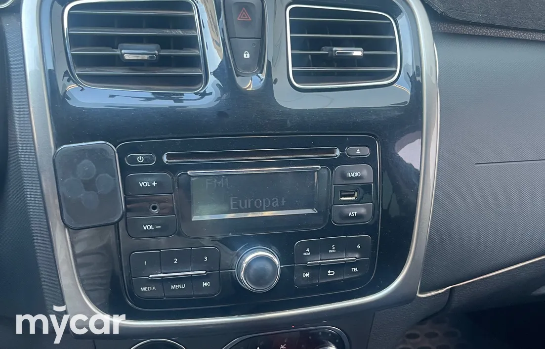 Renault Sandero 2014