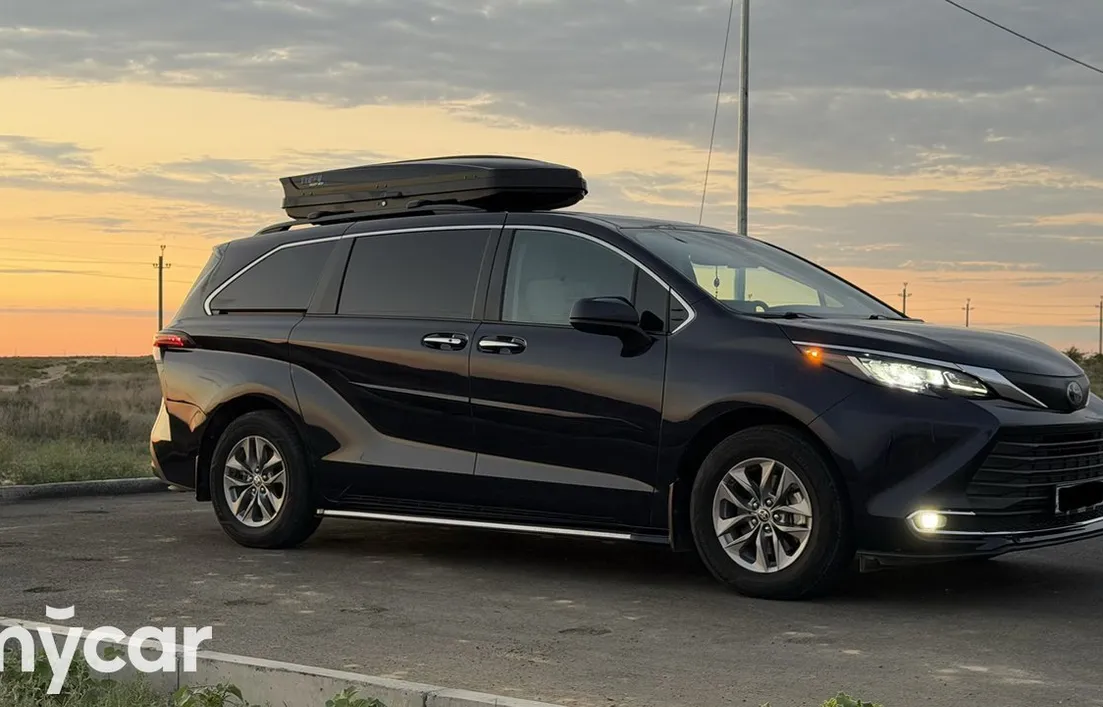 Toyota Sienna 2021