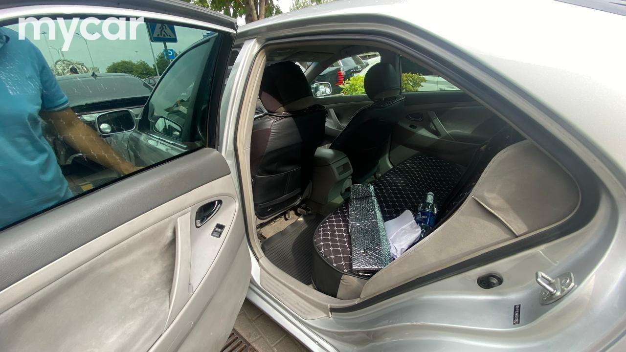 Toyota Camry 2006