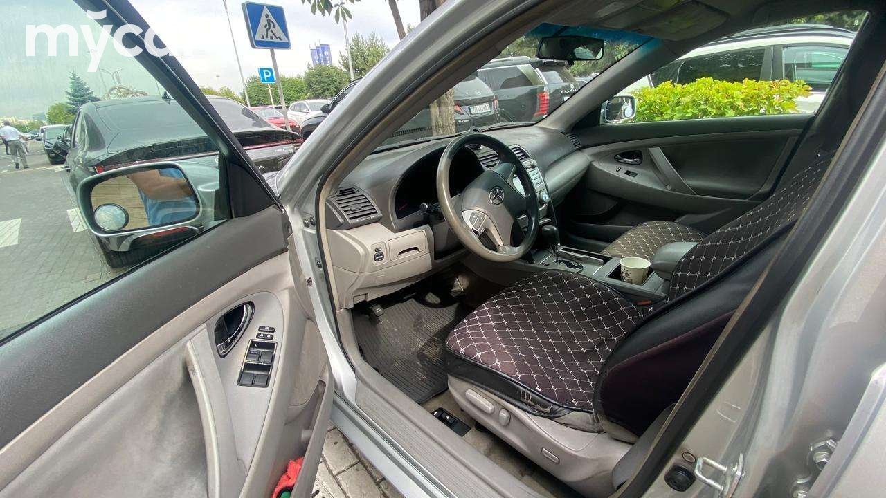 Toyota Camry 2006