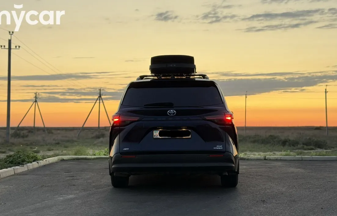 Toyota Sienna 2021