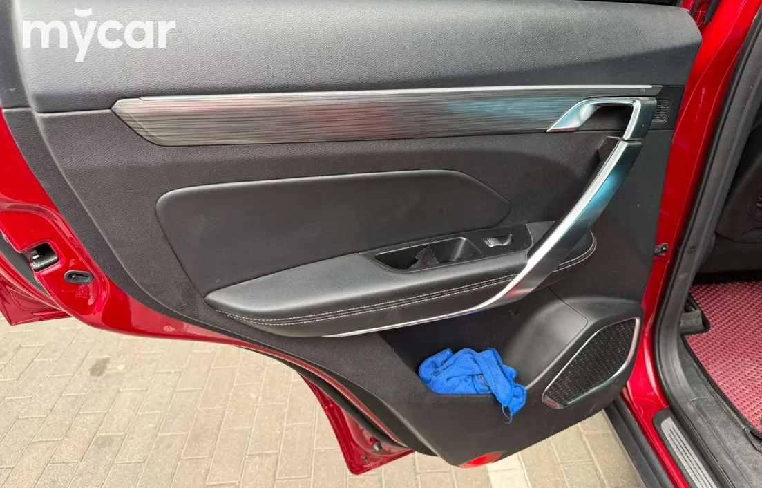 Geely Azkarra 2023