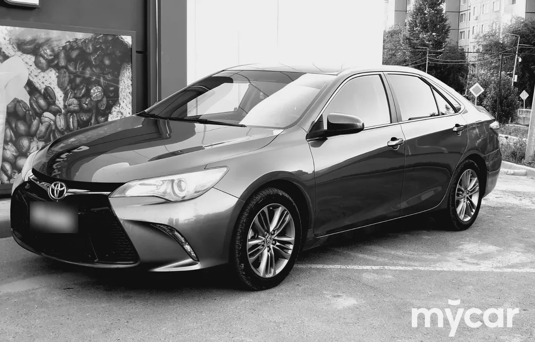 Toyota Camry 2016
