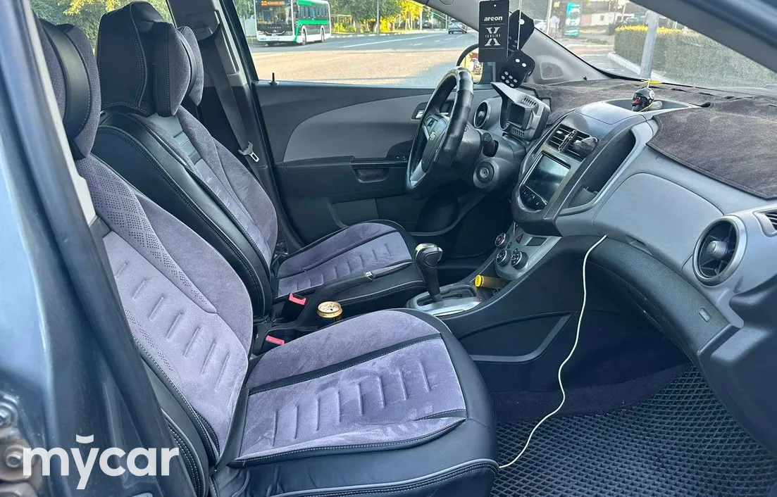 Chevrolet Aveo 2013