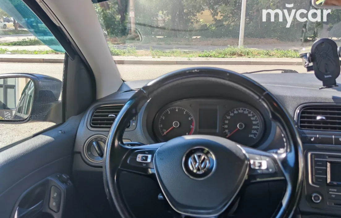 Volkswagen Polo 2015