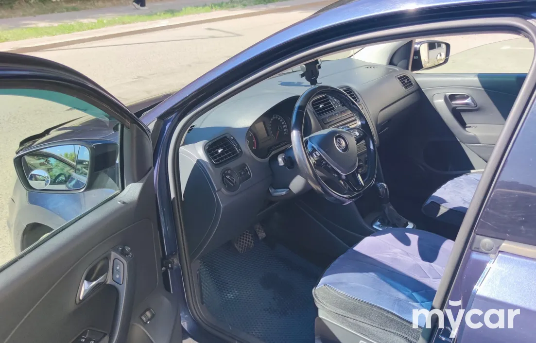 Volkswagen Polo 2015