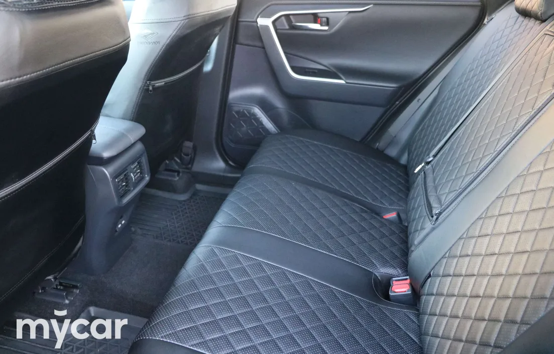 Toyota RAV4 2024