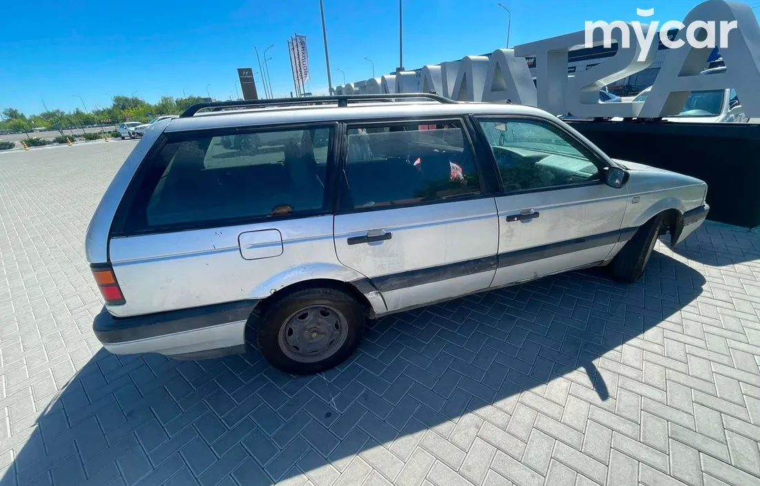 Volkswagen Passat 1990
