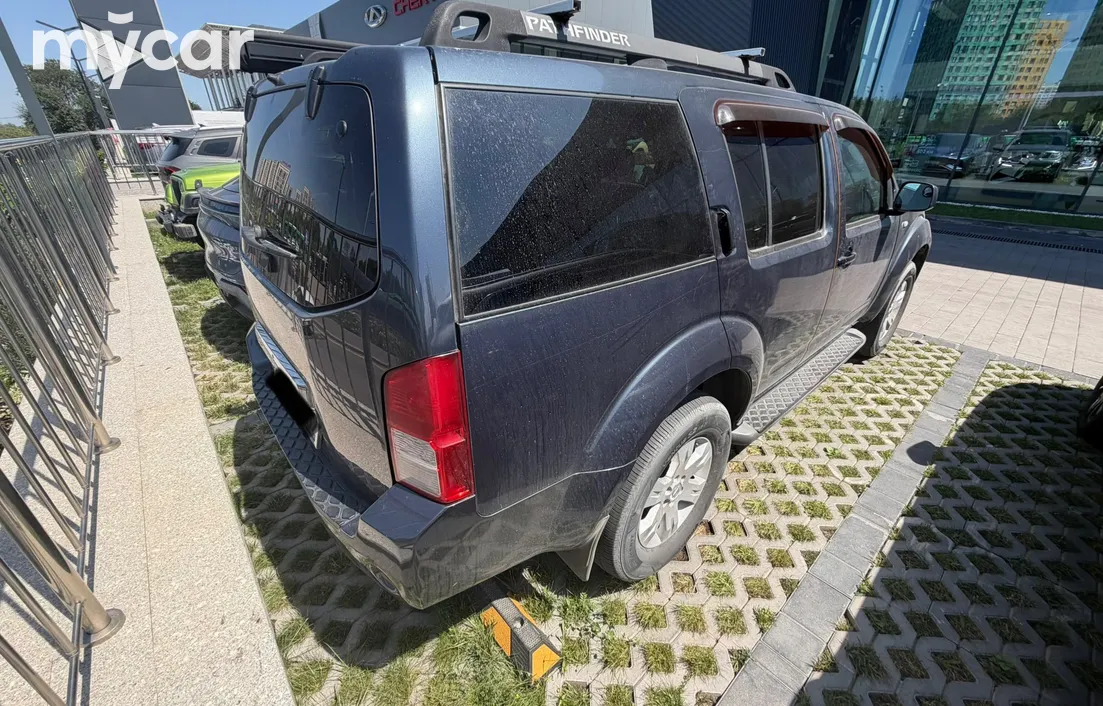 Nissan Pathfinder 2006