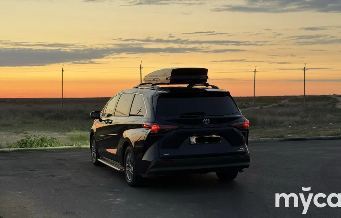 Toyota Sienna 2021