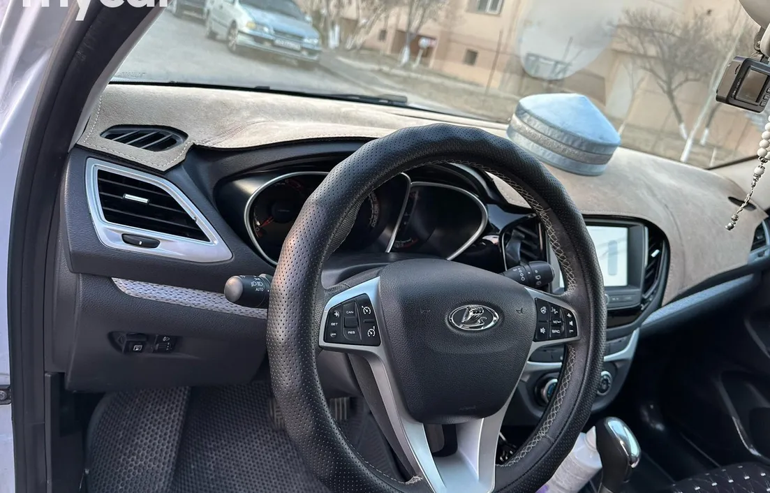 LADA Vesta 2021