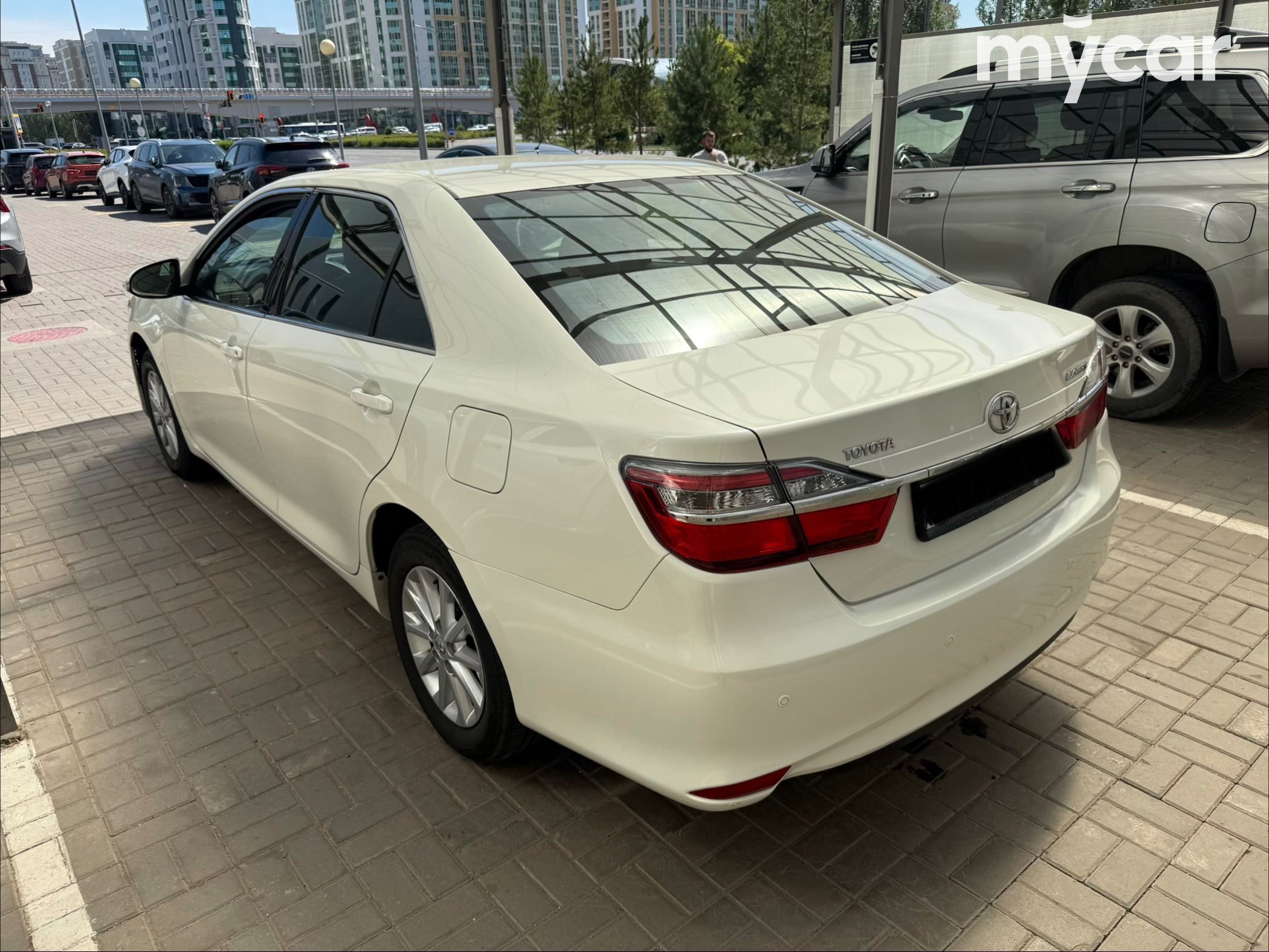 Toyota Camry 2016