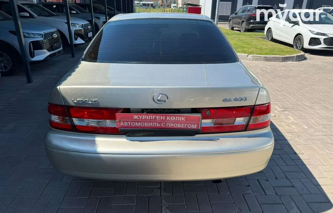 Lexus ES 1999