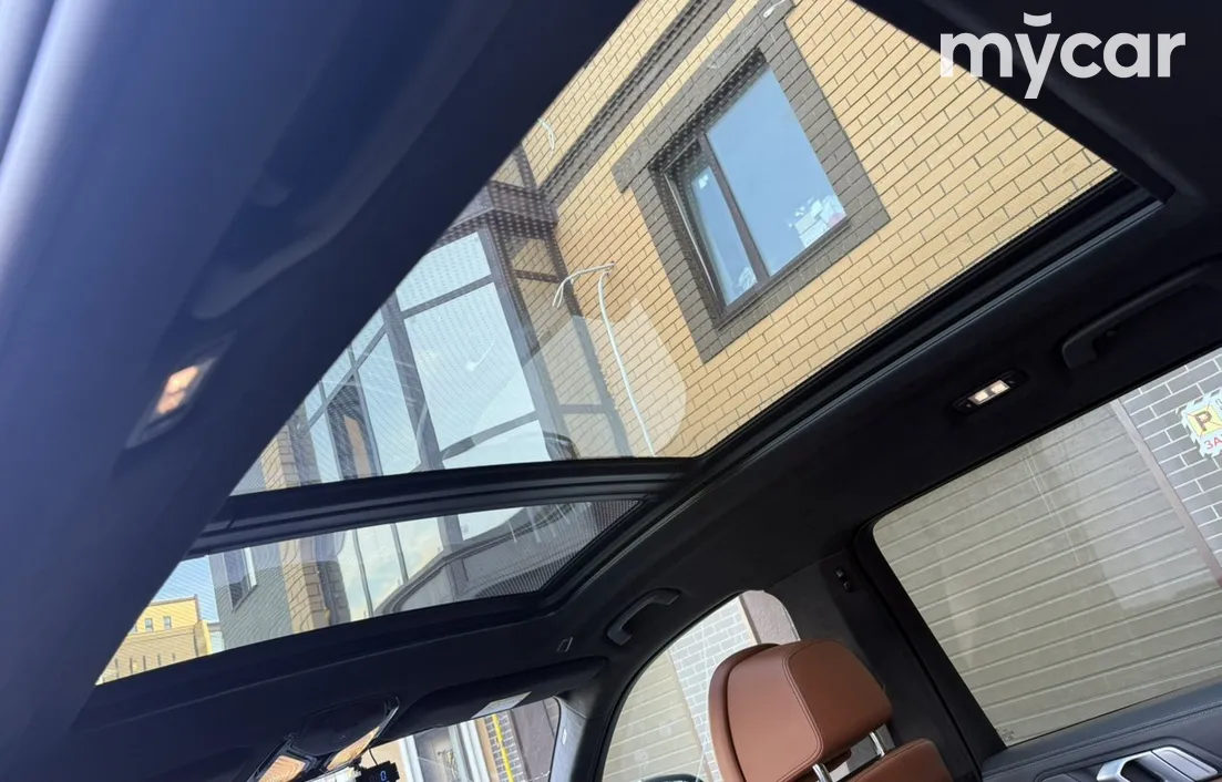 BMW X7 2021