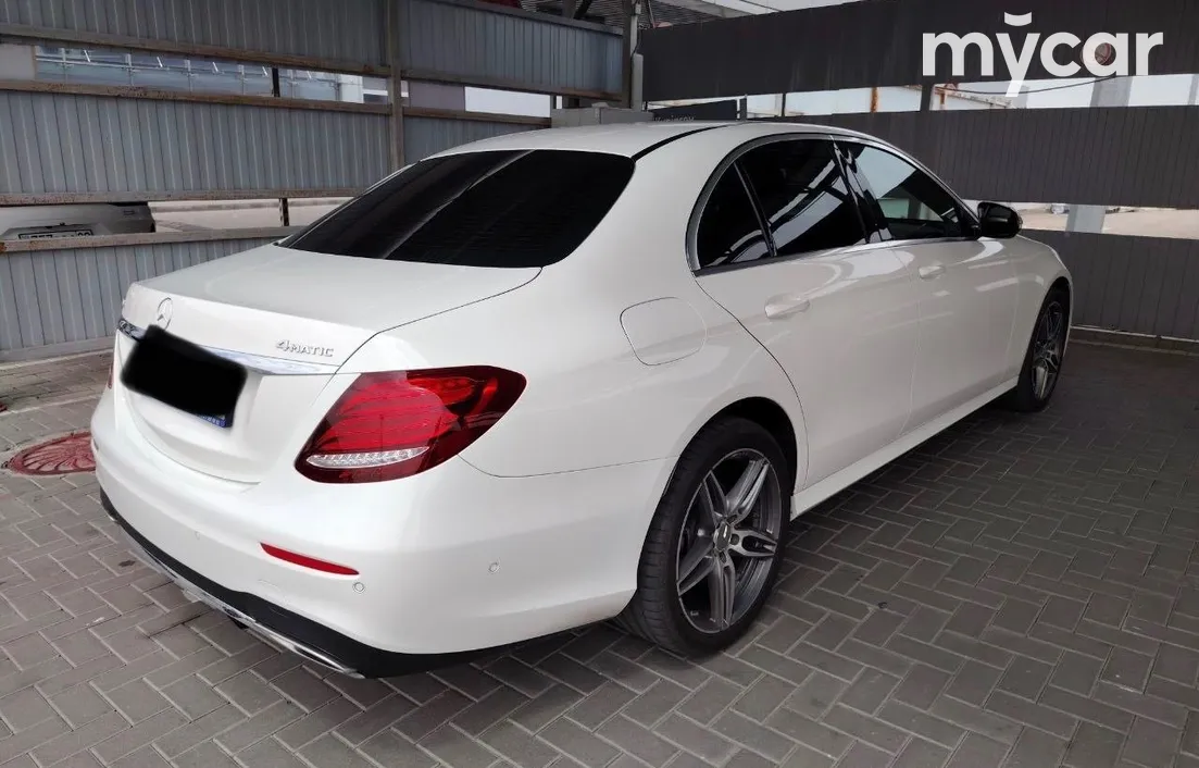 Mercedes-Benz E-Класс 2019