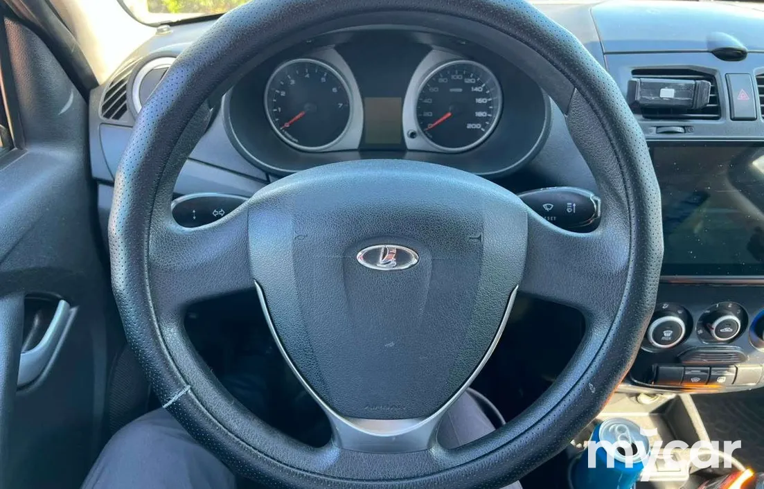 LADA Granta 2018