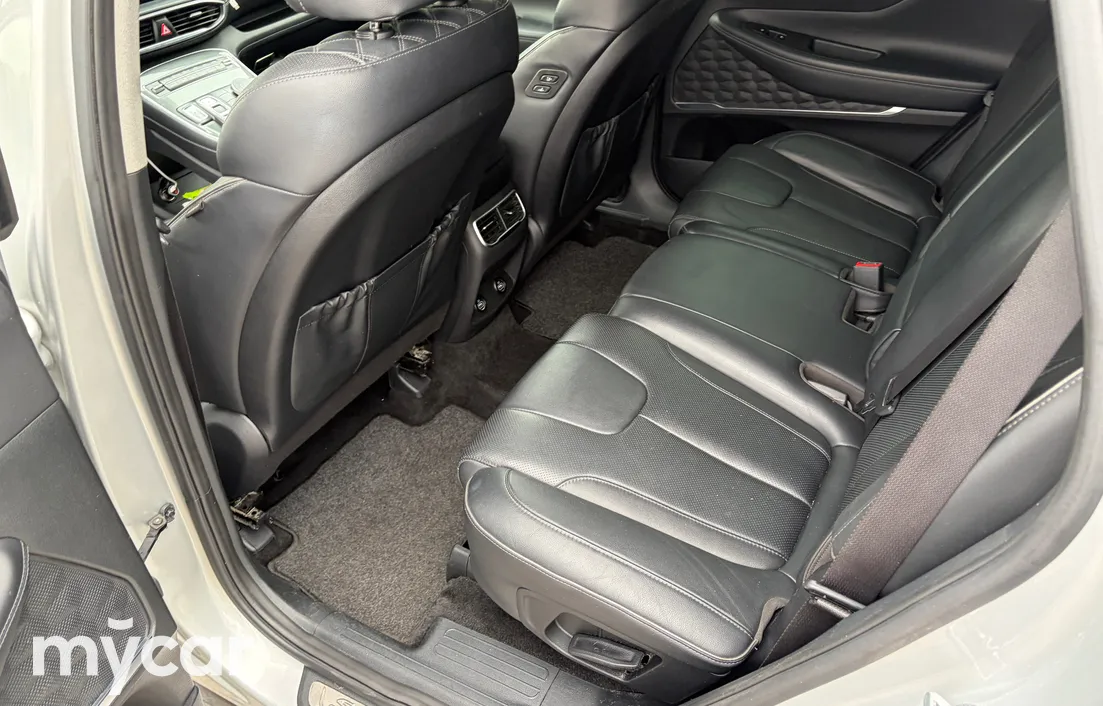 Hyundai Santa Fe 2022