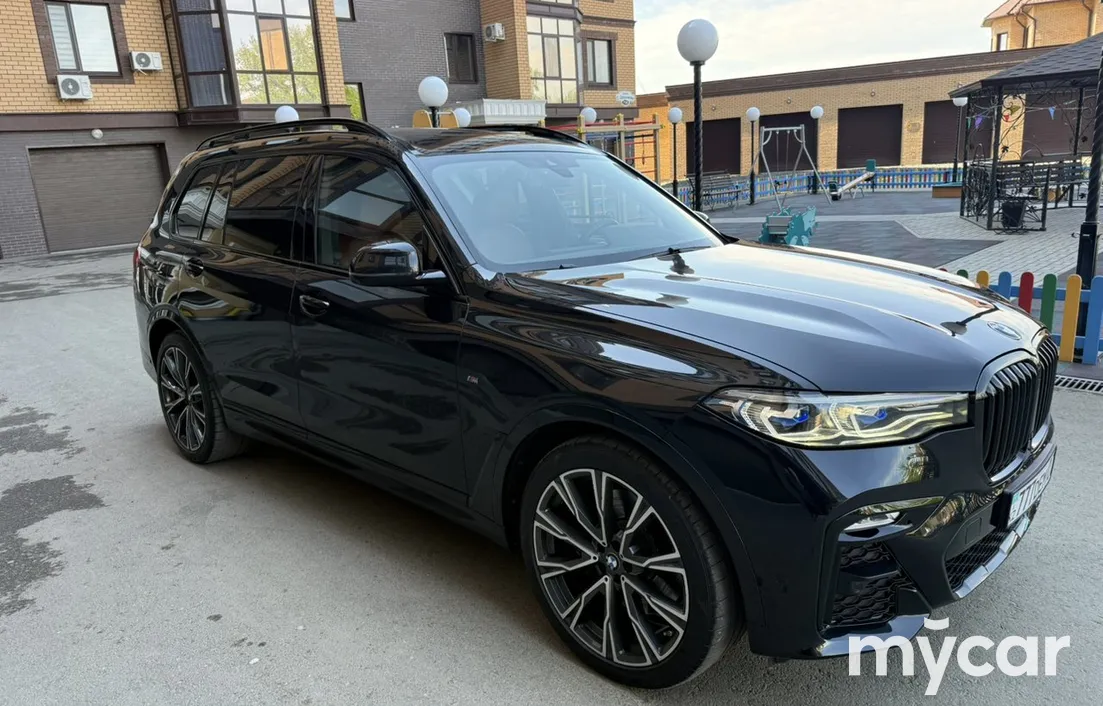 BMW X7 2021